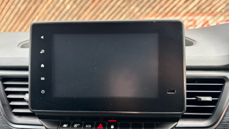 Nissan Primastar 30 L2 Diesel 2.0 dCi 110ps H1 Tekna Van